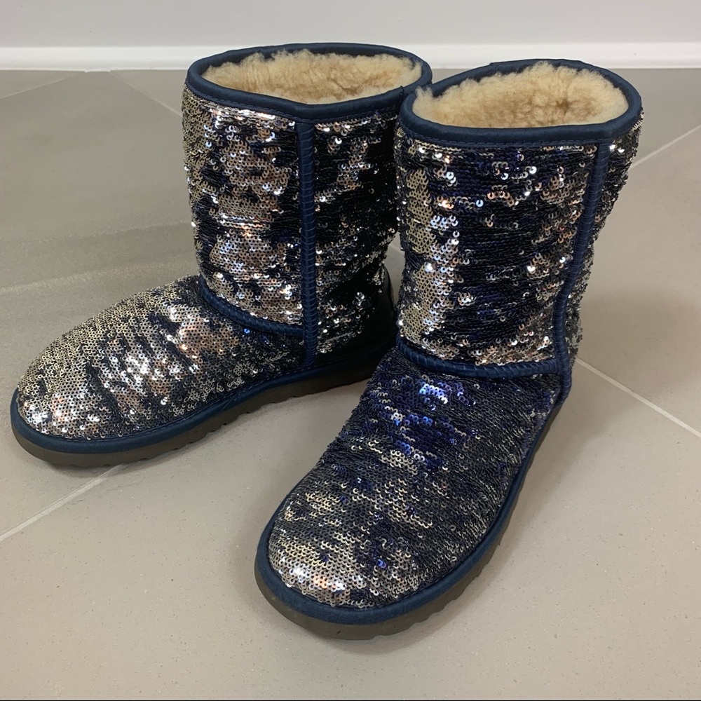 Ugg Classic Short sequin Boots